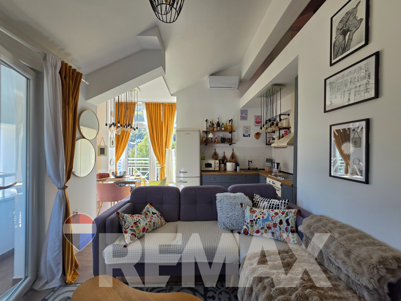 Stan koji osvaja na prvi pogled - moderan dvoetažni stan od 48m2 3