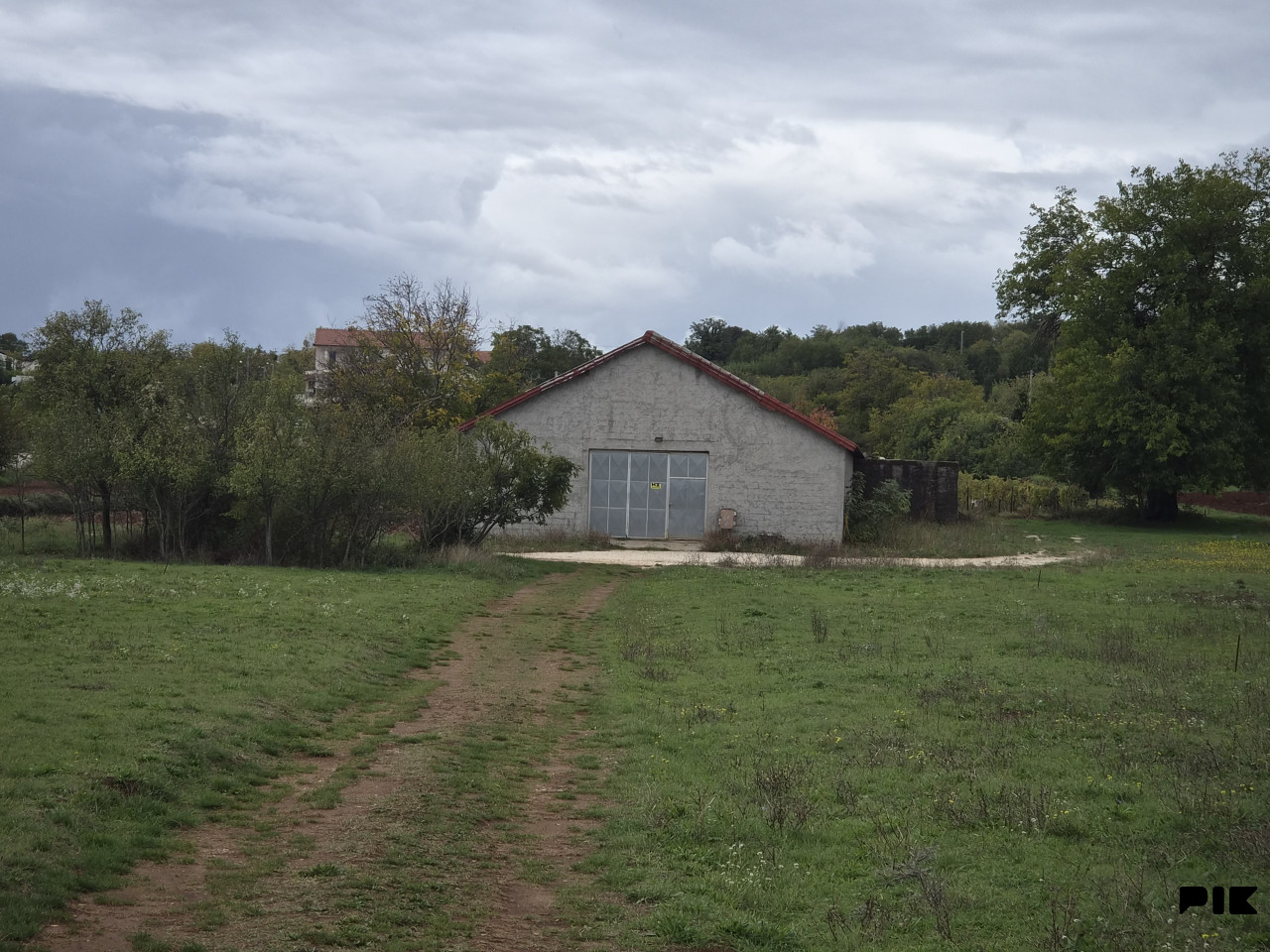 Skladištna Hala 385m2 2