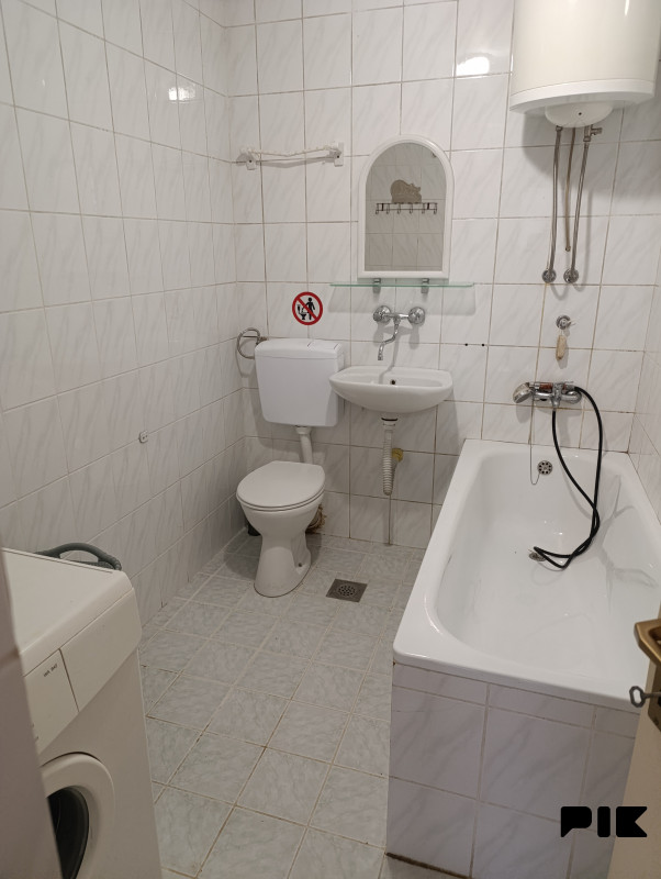 IZDAJEM STAN CENTAR SARAJEVA 2