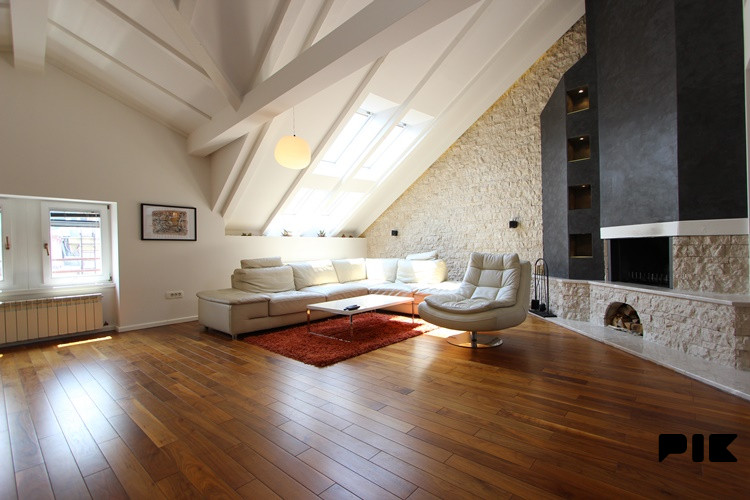 Luksuzni penthouse - Ferhadija Sarajevo (062130264)