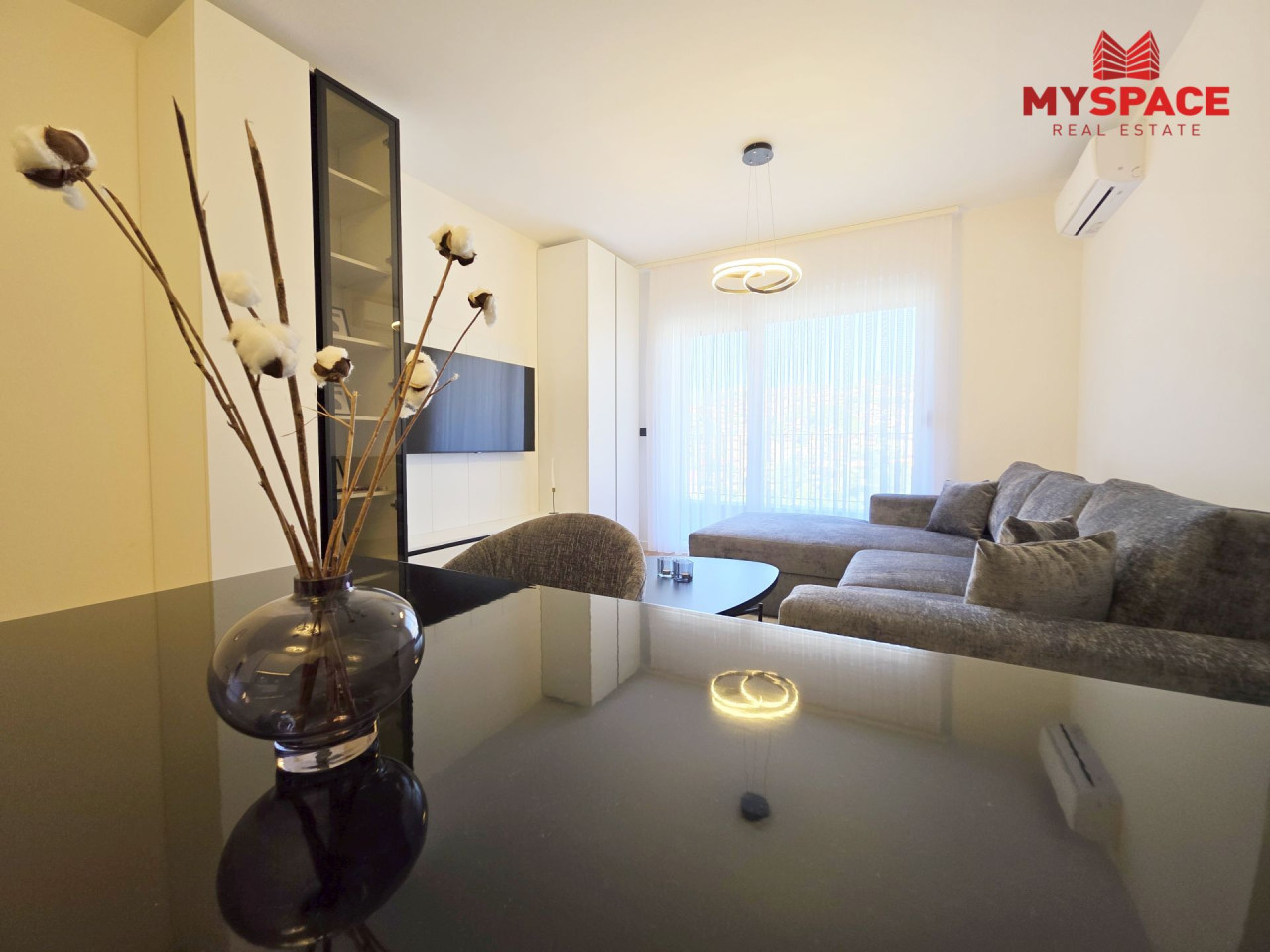 MY SPACE/ Stan/ Avenija/ NOVOGRADNJA/  NAMJESTEN/ 37 m2 3