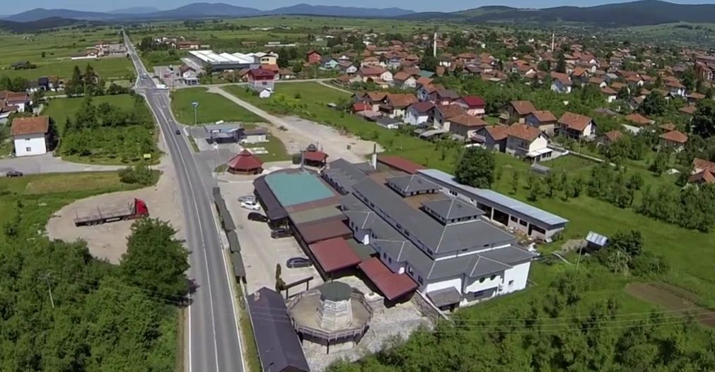 EOS / Poslovni objekat / Hotel / Bosanski Petrovac 3