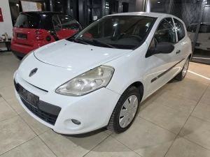 RENAULT CLIO 1.5 DCI, 2011 GOD, REGISTROVAN, KLIMA