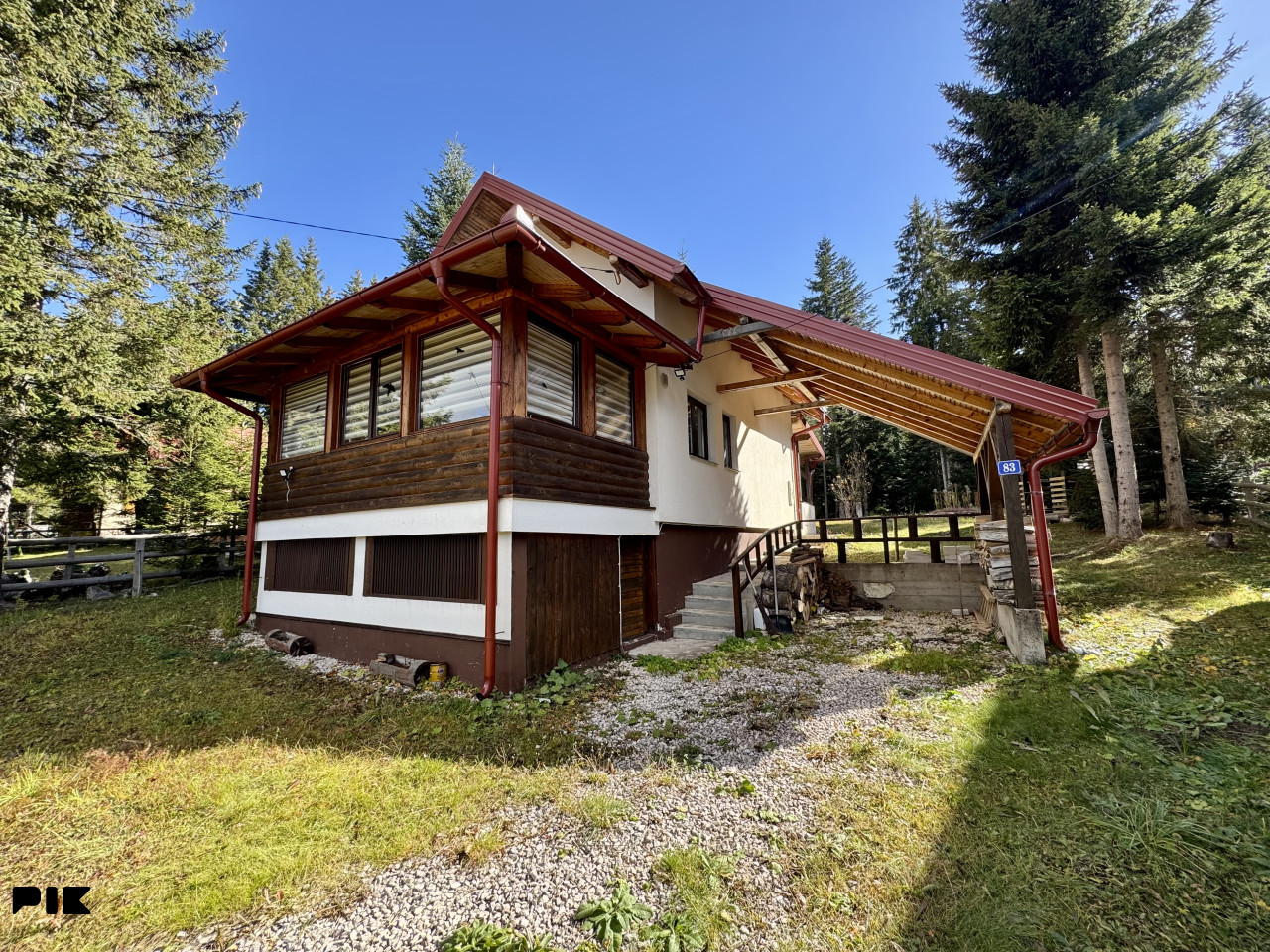 Vikendica na Jahorini - Dvorišta, 1250m2 3