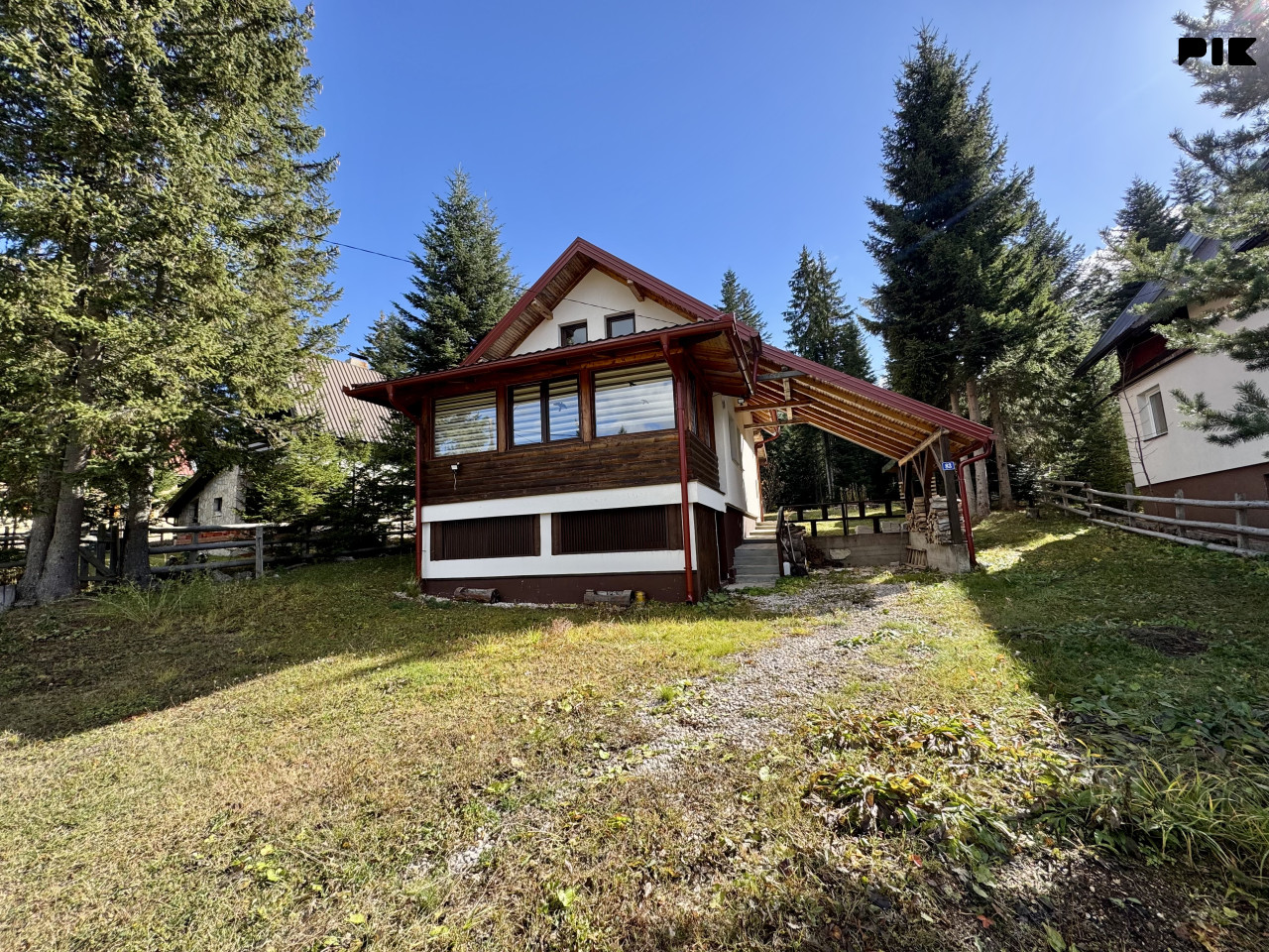 Vikendica na Jahorini - Dvorišta, 1250m2
