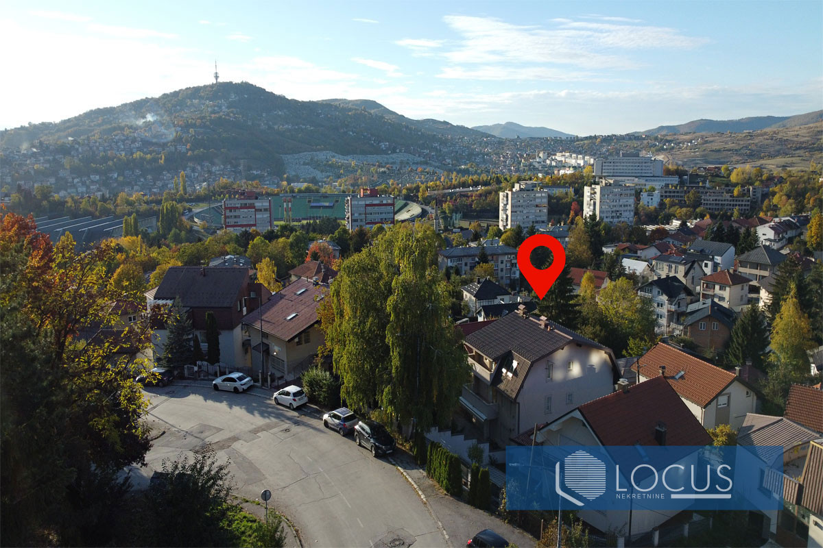 LOCUS: TOP LOKACIJA!! Kvalitetna kuća, Breka, Centar