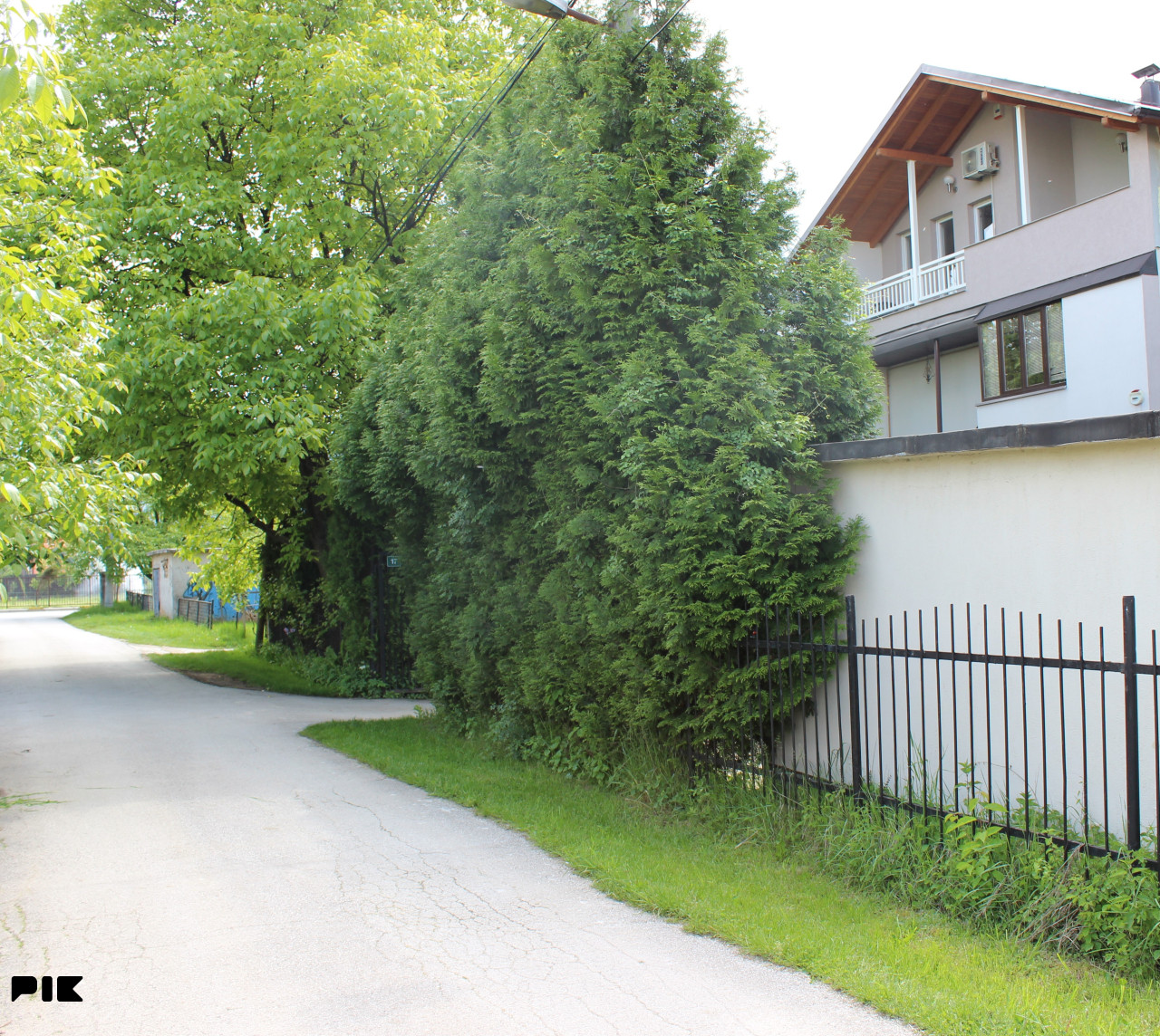 KUĆA SA ZEMLJIŠTEM moguća gradnja P+5 cc 3000m2 RP STUP-NUKLEUS 2