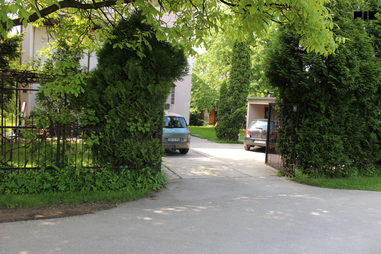 KUĆA SA ZEMLJIŠTEM moguća gradnja P+5 cc 3000m2 RP STUP-NUKLEUS 3