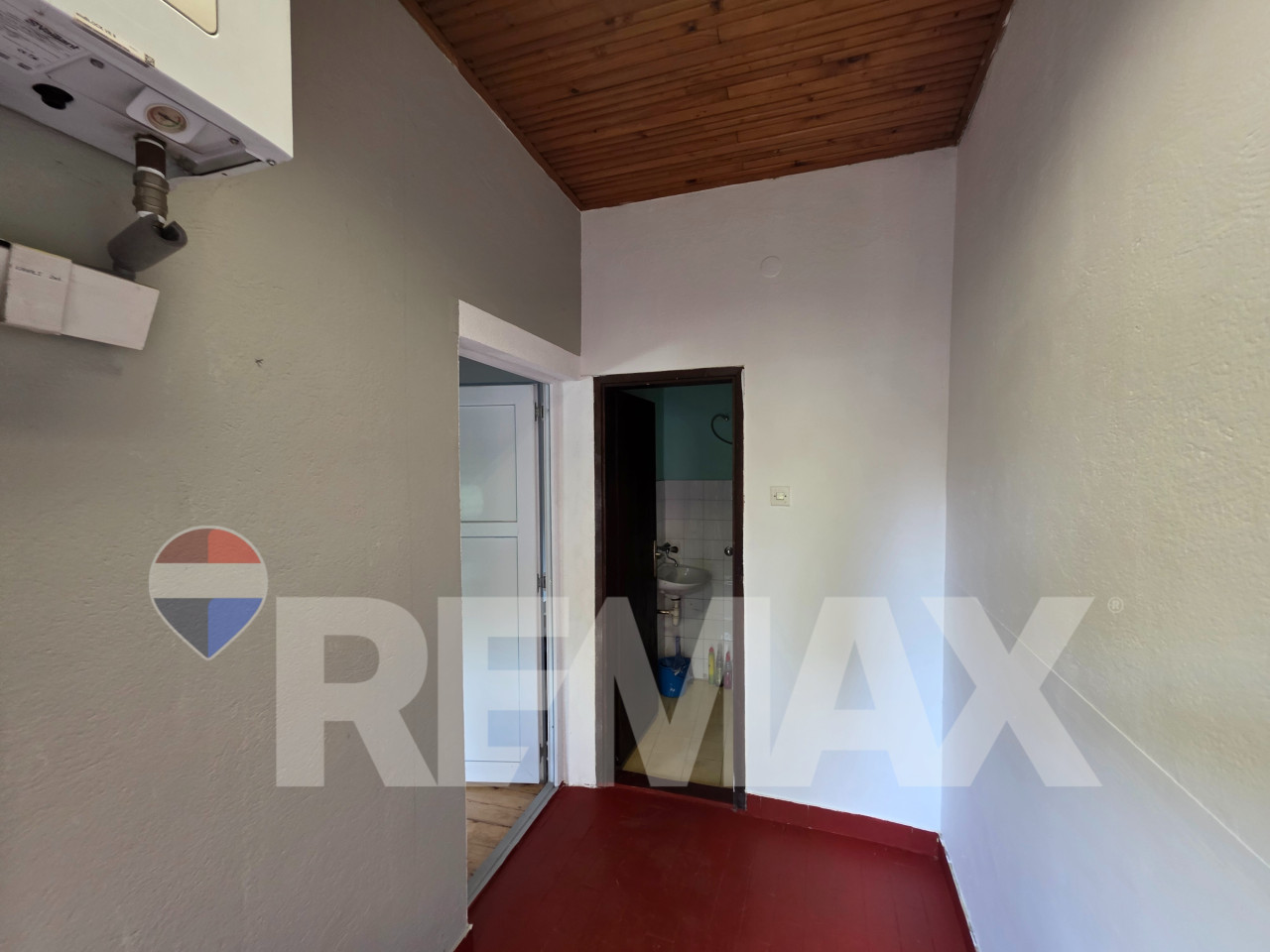 Poslovni prostor 25m2/ Centar 3