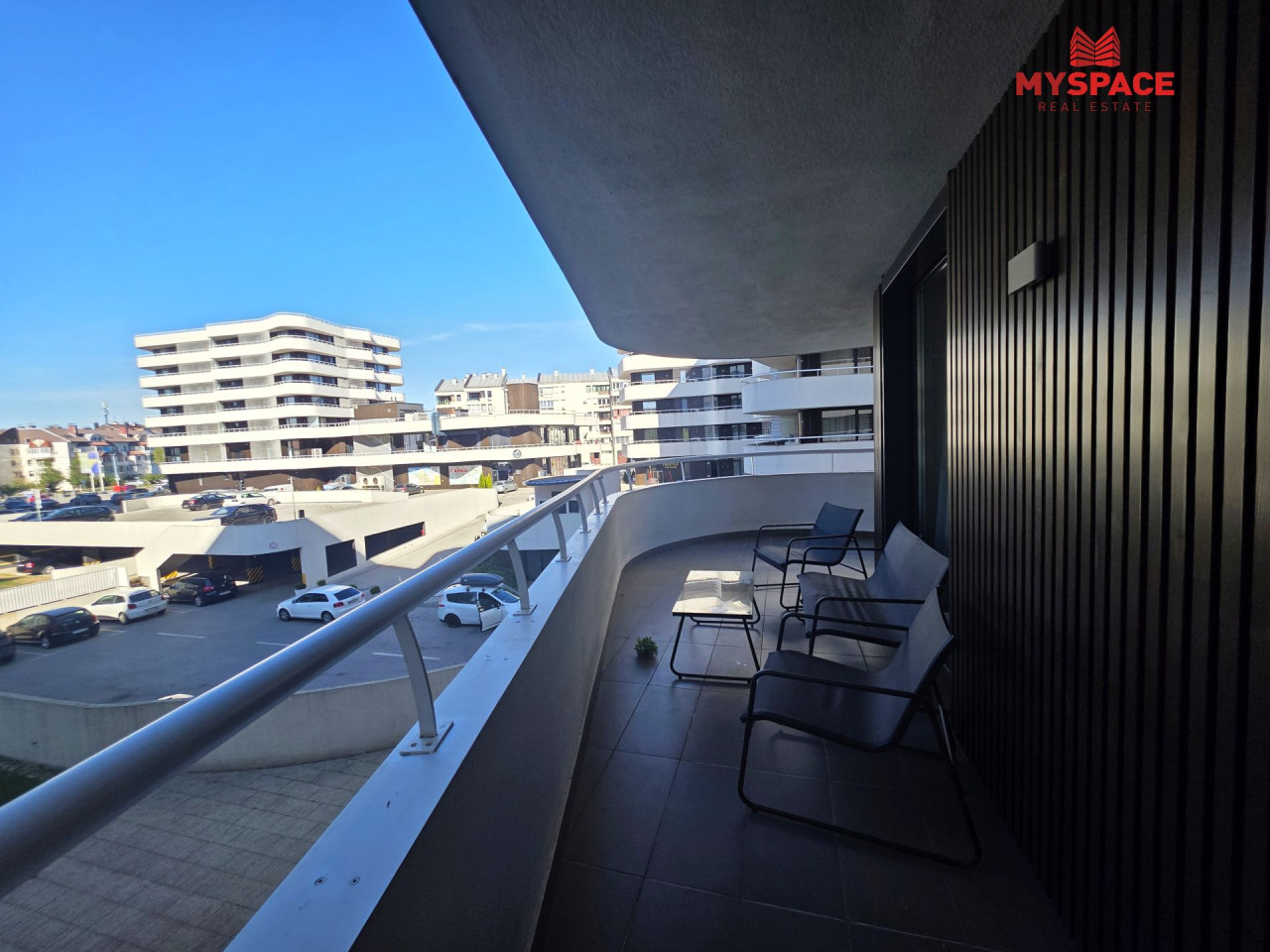 MY SPACE/ Stan sa parkingom/ Iidza Waves/ NAMJESTEN/ 66 m2 3