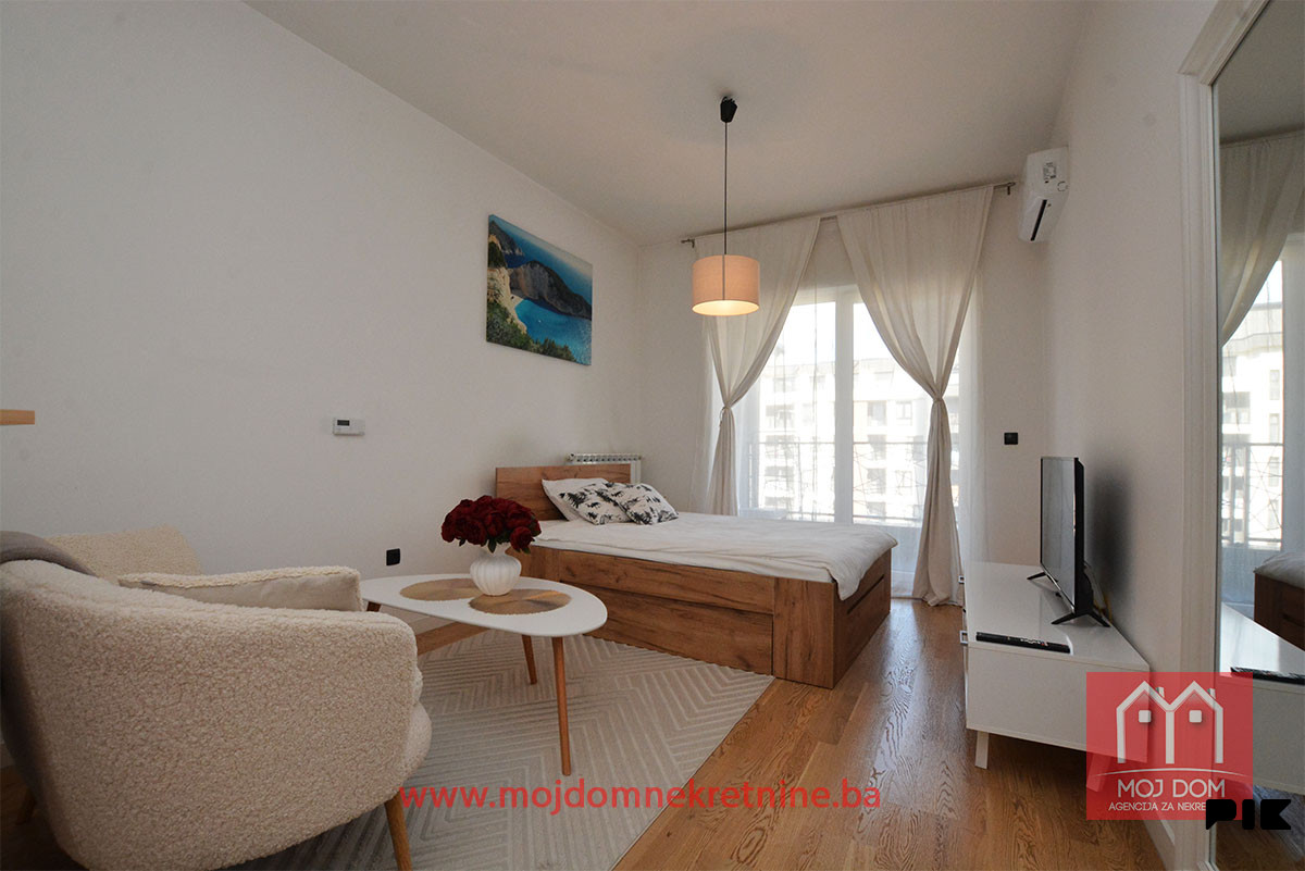 Moderna garsonjera 31m2 u novogradnji Bulevar Premium Stup 2