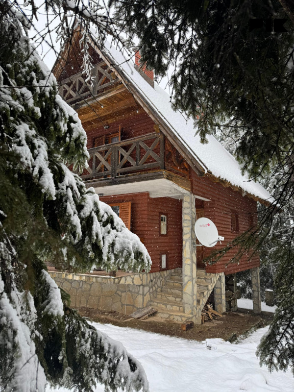 Vikendica na Vlašiću - Babina Ravan - 3 etaže, 500 m2 zemljišta 2