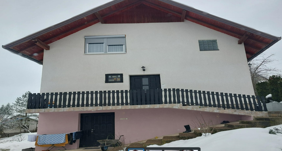 EOS / Kuće / Kotor Varoš / 237 m2