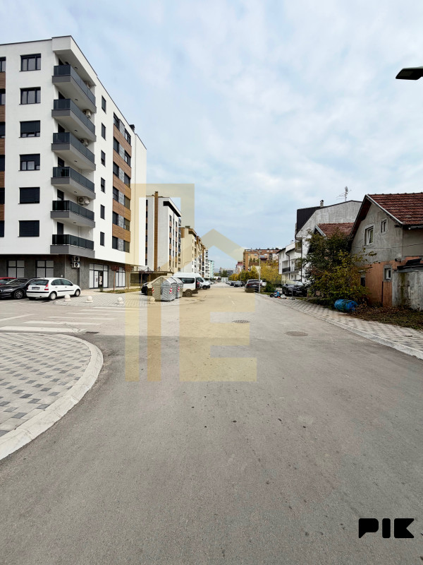 Iznajmljujemo poslovni prostor na atraktivnoj lokaciji 3