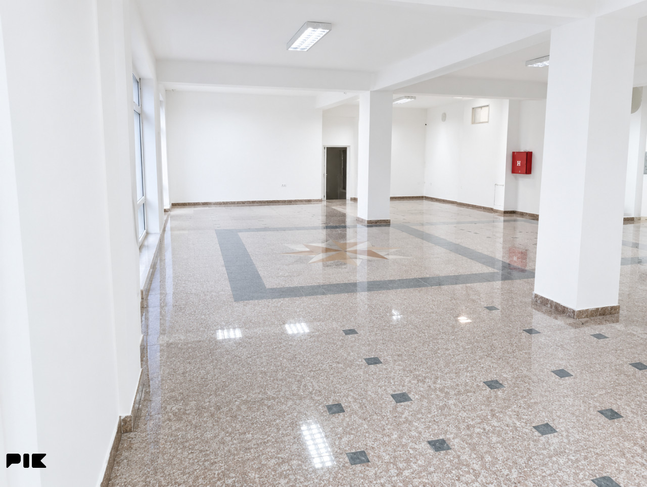 Poslovni prostori Doboj 670m2 3