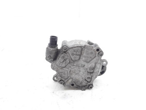 03L145100F VAKUM PUMPA  Volkswagen T5 2009-