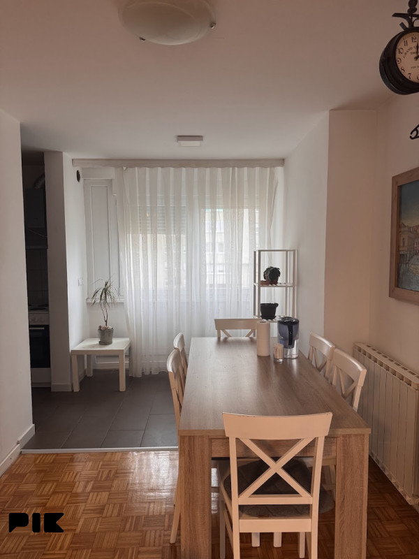 Stanovi i apartmani Tuzla 81m2 3