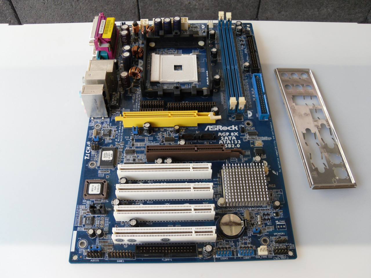 MATIČNA PLOČA "ASROCK" K8UPGRADE NF3 SOCKET 754 AMD ATHLON 64